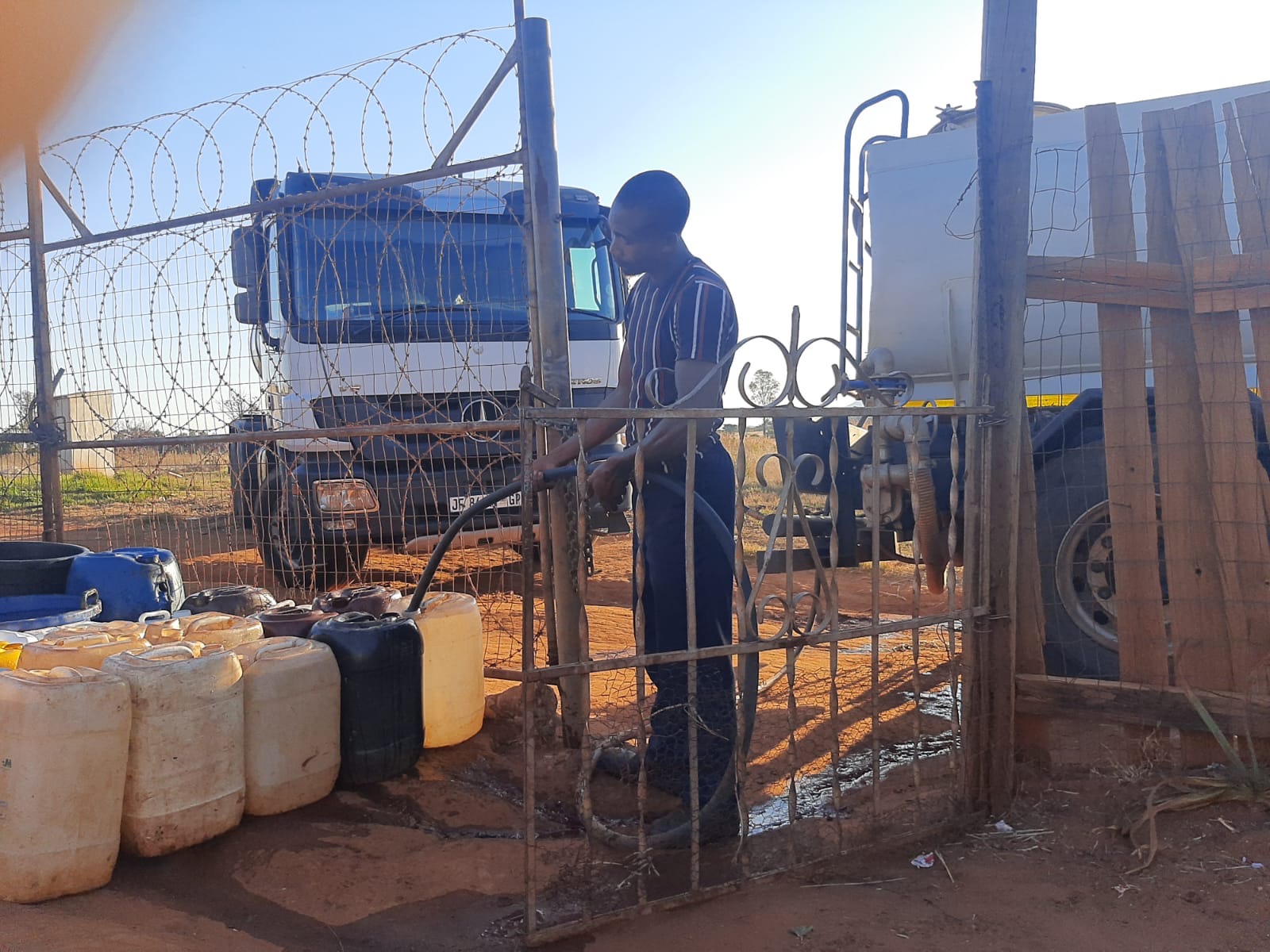 15bfaf16-8c8d-4a43-999a-3ab137ef4831