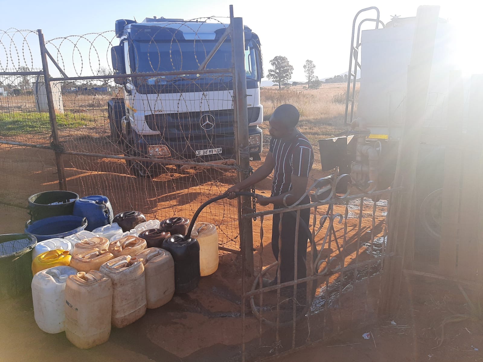 9e04bdc0-050e-408d-85ee-b3d97fb88053